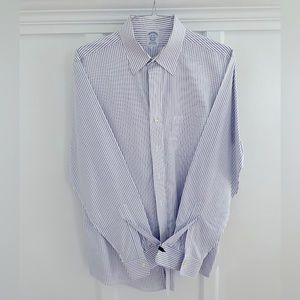 Brooks Brothers Classic fit men’s dress shirt
